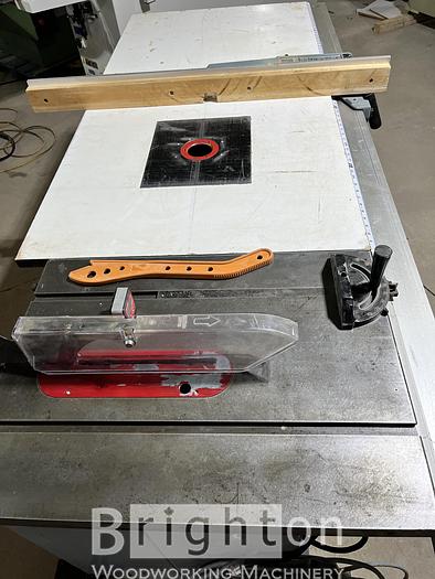 Used Delta Unisaw used Cabinet saw c/w router #BM2338