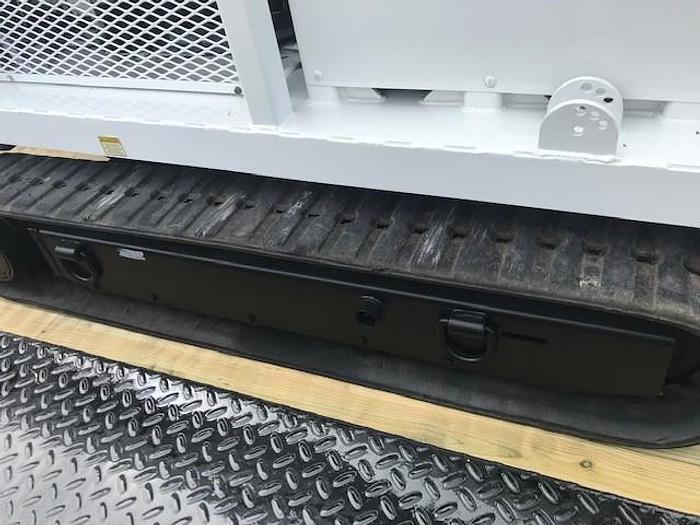 Used 2008 Versalift SST40EIH 45ft Backyard Bucket Crawler - C31650