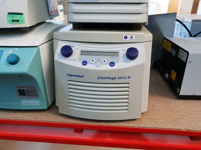 Used Eppendorf Centifuge 5415 R Centrifuge