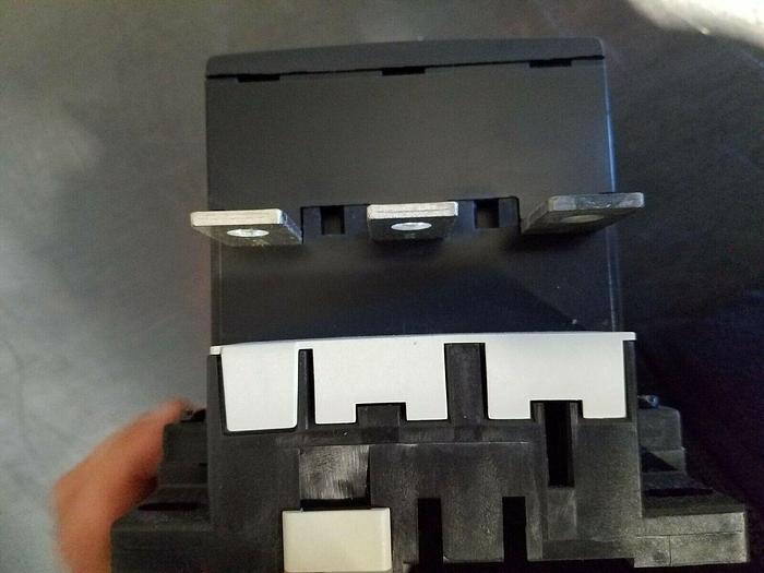 Used Telemecanique 250 Amp Main Contactor LC1 D115/ LC111500 + Heat Sink SHIPS FREE
