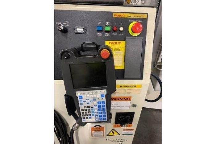 Used FANUC R2000iB/200R WITH R30iA CONTROLLER