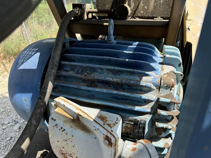 Used CNG Compressor - Norwalk NQSV3-15 230/460/3 30hp motor 15 - 3600 psi @ 50 scfm