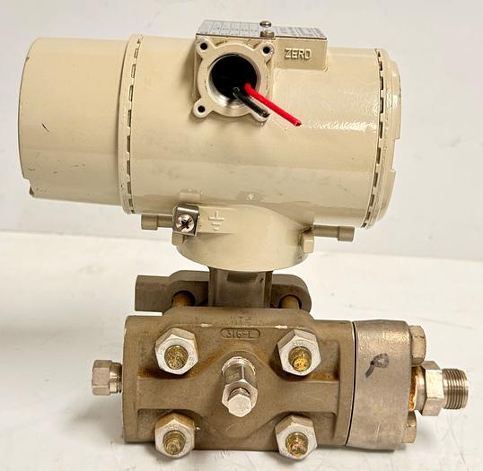 Used ABB 600t smart pressure transmitter 621GF213A815151