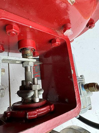 Used Masoneilan 3" Model 88U-25125 Diaphragm Control Valve | 2" Body | 150 ANSI | SVI-2 Positioner | 100 PSI
