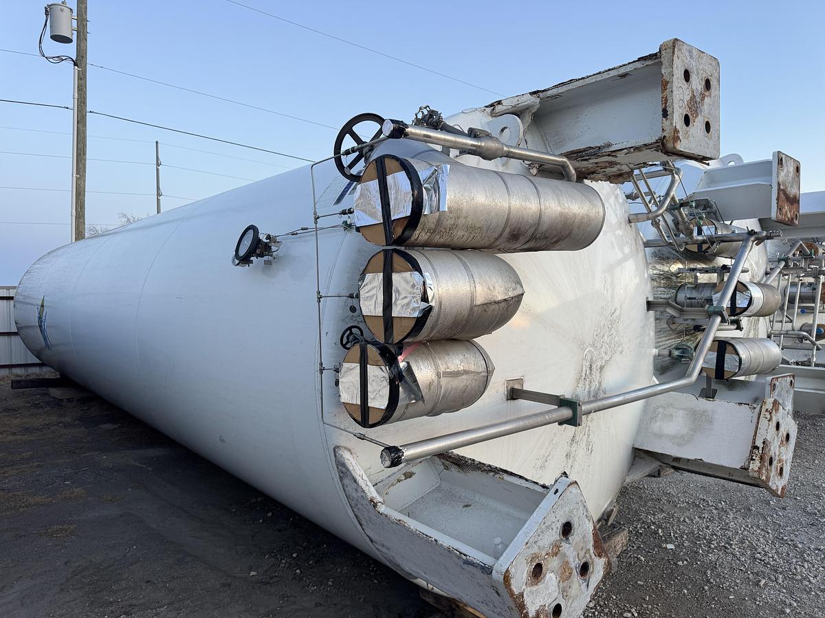 Used Vertical Cryogenic Tank 18,000 Gallon - LNG Storage VS-18000SC-175CS-S100-LNG