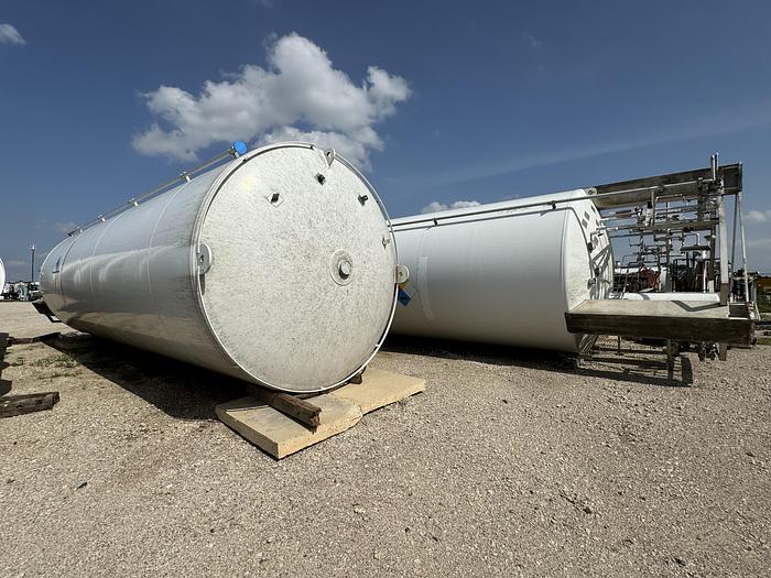 Used Vertical Cryogenic Tank 18,000 Gallon - LNG Storage