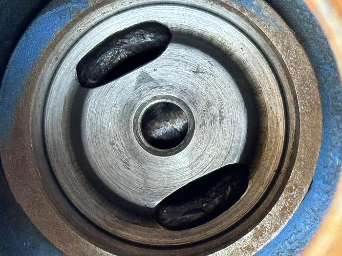 Used RIX 4VX SERIES 40HP Helium compressor 60 scfm 50 psi to 3300 psi