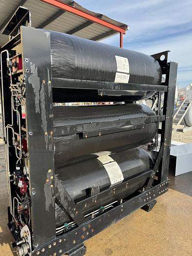 Used 120 GGE CNG Storge- 3 pack, Back fo the Truck, Type 4 cylinders, 26x80 (Capacity: 41.1 GGE / 489.1 Liters)