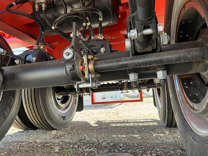 Used Brand NEW - Helium Tube Skid - 160,000 SCF at 3161 PSI. 40ft trailer with 34K GVWR 