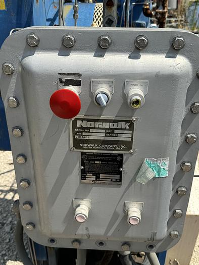 Used CNG Compressor - Norwalk NQSV3-15 230/460/3 30hp motor 15 - 3600 psi @ 50 scfm