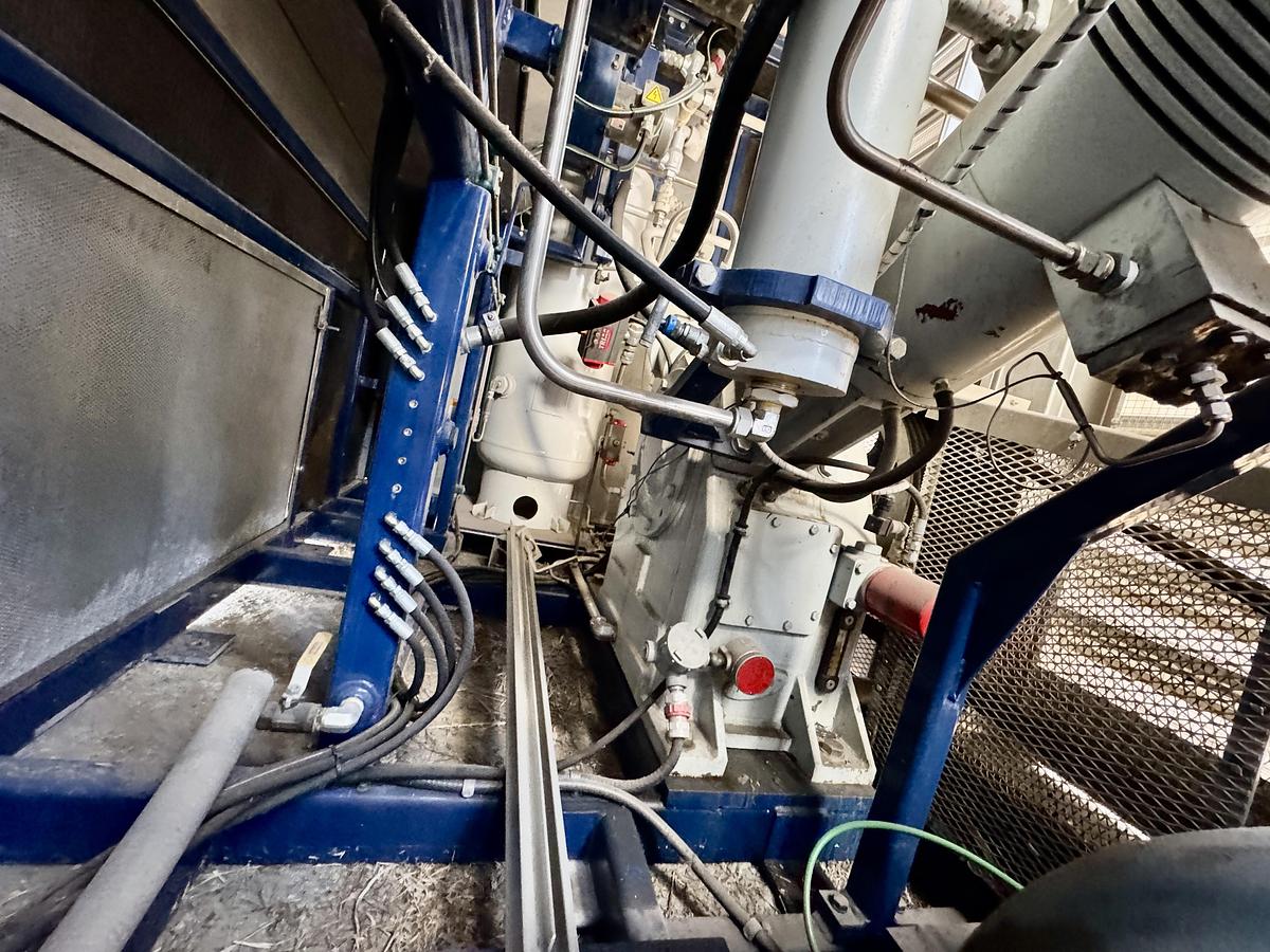 Used IMW50 CNG Compressor - 90 SCFM. 50HP, 30-40psi inlet 4500 PSI Discharge