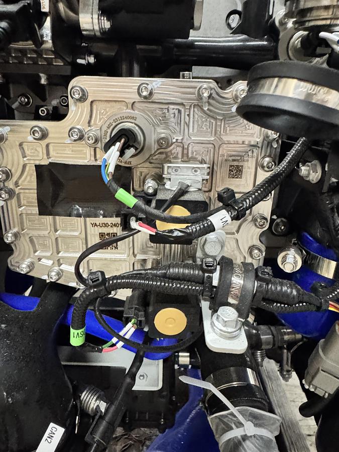 2024 Hyzon VLIII200-50 200KW Rated Power Fuel Cell System - Hydrogen Fuel Cell