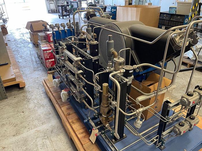 RIX 4VX Series, 4 stage oil-free 25HP Compressors