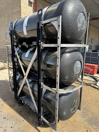 Used 143 GGE CNG Storage Package - Quantum, Back of the cab, 3 tanks pack. Tanks 26x72 (Capacity: 46.7 or 500L each)