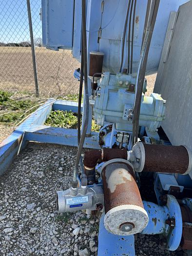 Used PNEUMATECH HEATLESS REGENERATIVE AIR DRYER WITH 1 150 PSI Silvan Pneumatic Tank