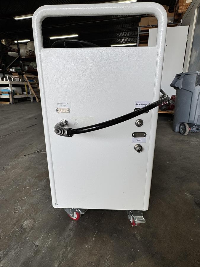 Used 350 Bar Hydrogen Compressor, H2 Fueling Booster Unit with H2 Nozzle (5076 PSI)