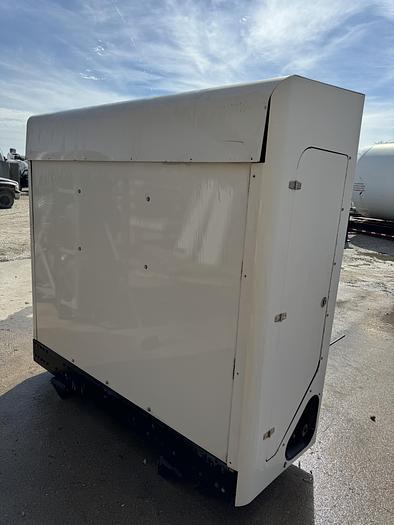 Used 120 GGE CNG Storge- 3 pack, Back fo the Truck, Type 4 cylinders, 26x80 (Capacity: 41.1 GGE / 489.1 Liters)