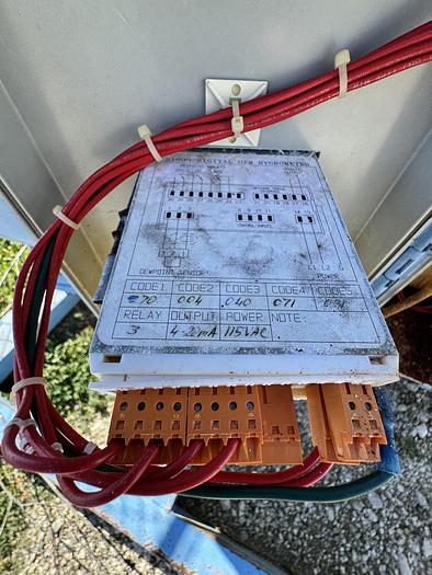 Used PNEUMATECH HEATLESS REGENERATIVE AIR DRYER WITH 1 150 PSI Silvan Pneumatic Tank