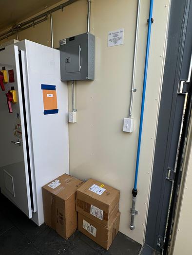 Enclosed Command Center For LNG Station