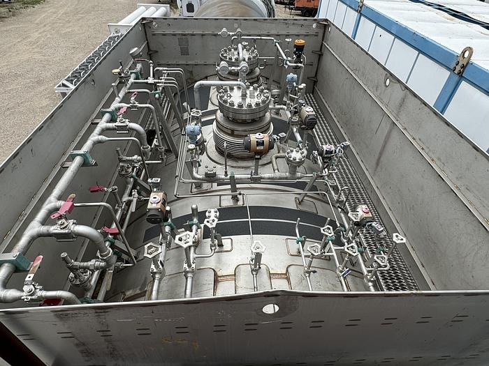 Used LNG Storage 18,000 Gallons Chart with 2 pumps - Brand New - Underground  Horizontal