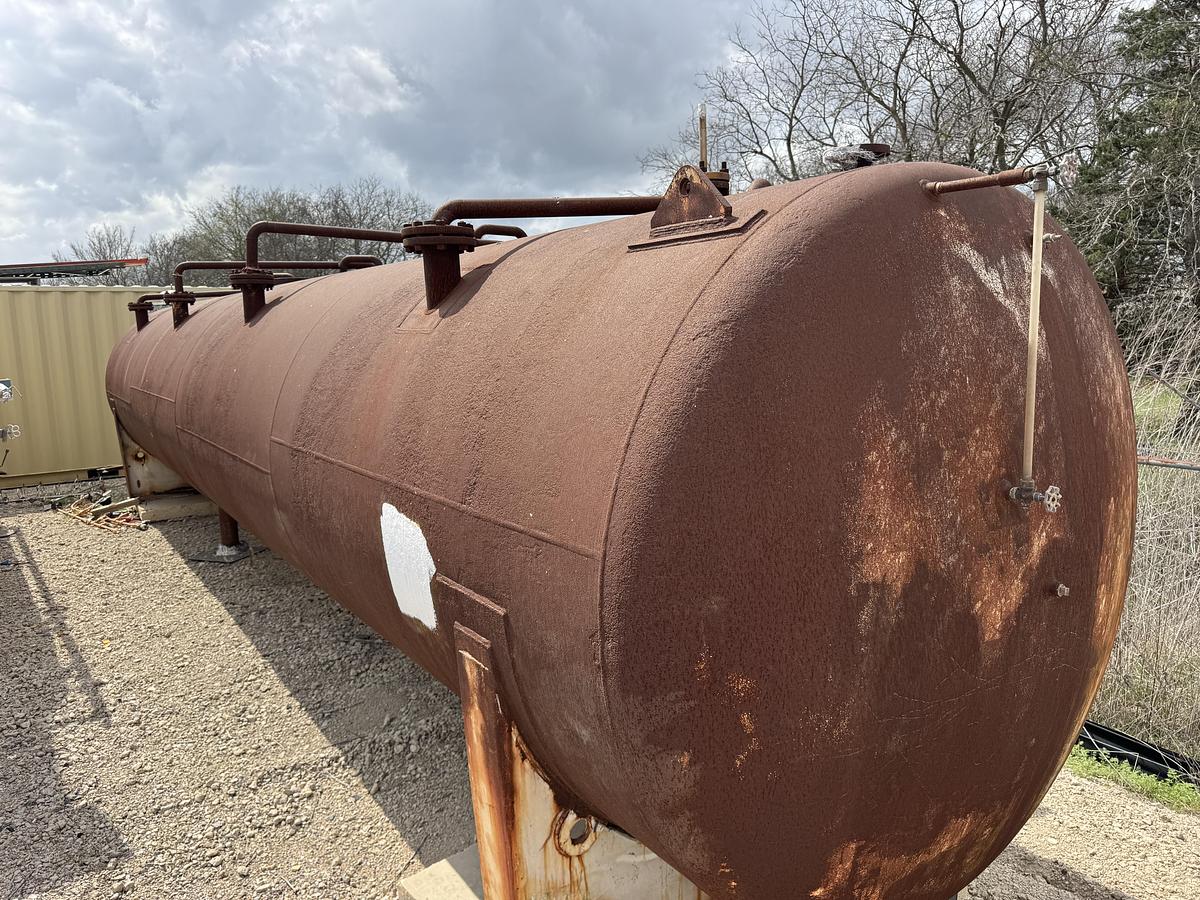 Used 2 million SCF/Hr 720 PSI Steam Sparged / Water Ballast Cryogenic Vaporizer LOX; LIN; LAR