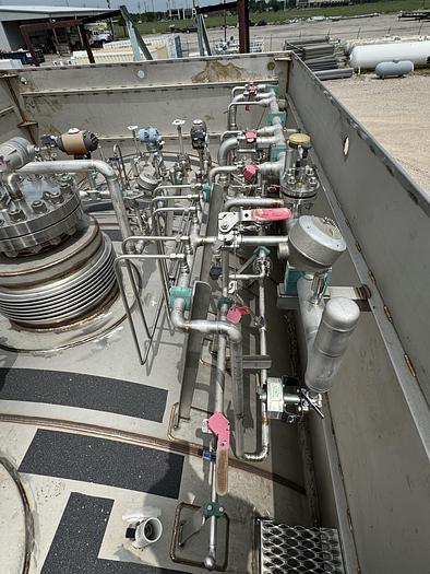 Used LNG Storage 18,000 Gallons Chart with 2 pumps - Brand New - Underground  Horizontal