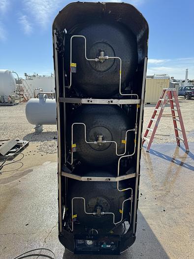 Used 143 GGE CNG Storage Package - Quantum, Back of the cab, 3 tanks pack. Tanks 26x72 (Capacity: 46.7 or 500L each)