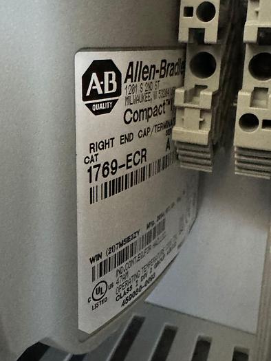 Enclosed Command Center For LNG Station