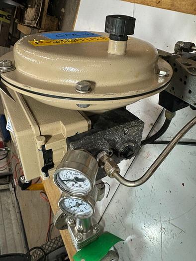 Used Samson 3277 Pneumatic Actuator with 3730-3 Process Controller | Size 1 | 120 cm | ANSI CL150 | 6.0 Bar / 90 PSI
