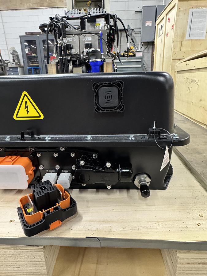 Used 2024 HYB029CFL 307.2V Lithium-Ion Batteries