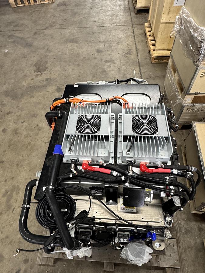 2024 Hyzon VLIII200-50 200KW Rated Power Fuel Cell System - Hydrogen Fuel Cell