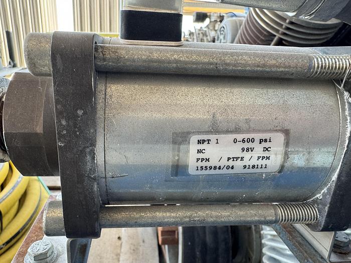 Used RIX 4VX SERIES 40HP Helium compressor 60 scfm 50 psi to 3300 psi