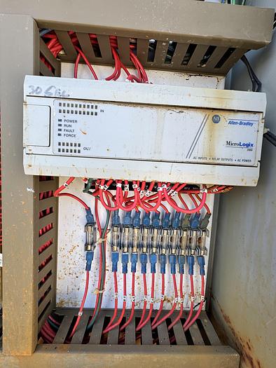 Used PNEUMATECH HEATLESS REGENERATIVE AIR DRYER WITH 1 150 PSI Silvan Pneumatic Tank