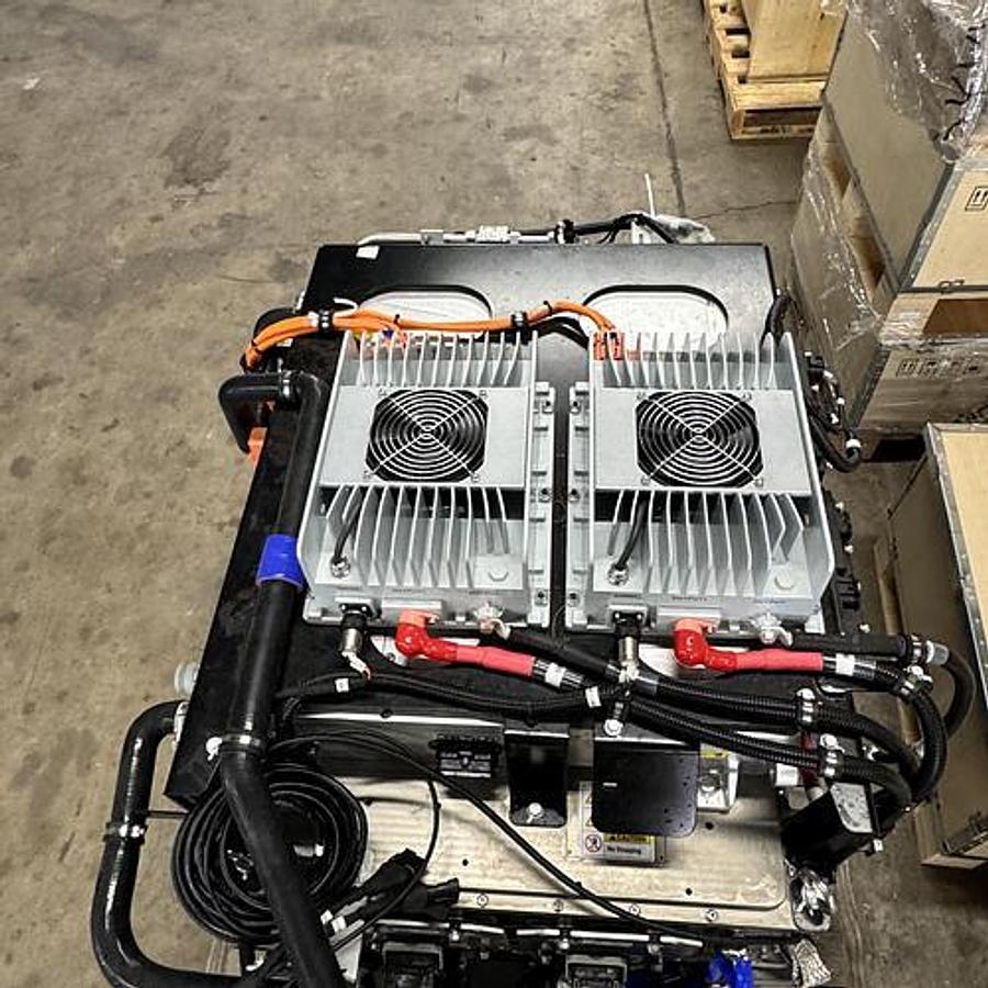 2024 Hyzon 200kW Hydrogen Fuel Cell Complete System with Battery