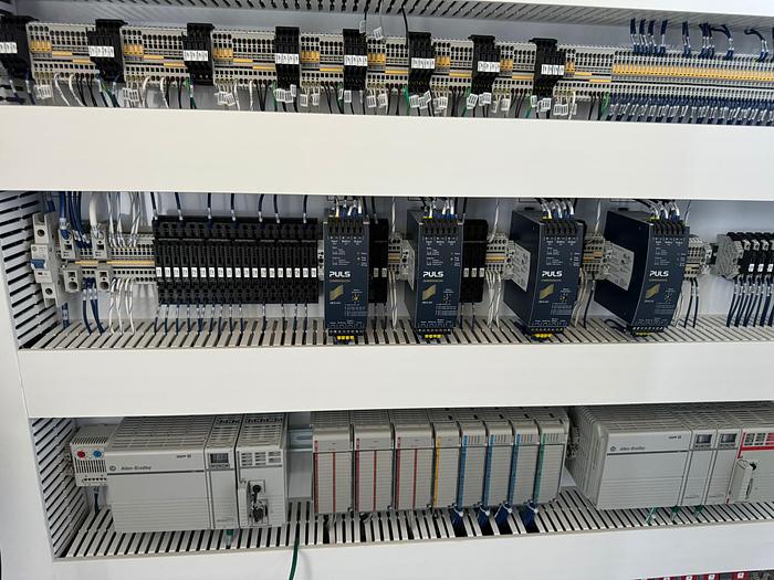 Enclosed Command Center For LNG Station