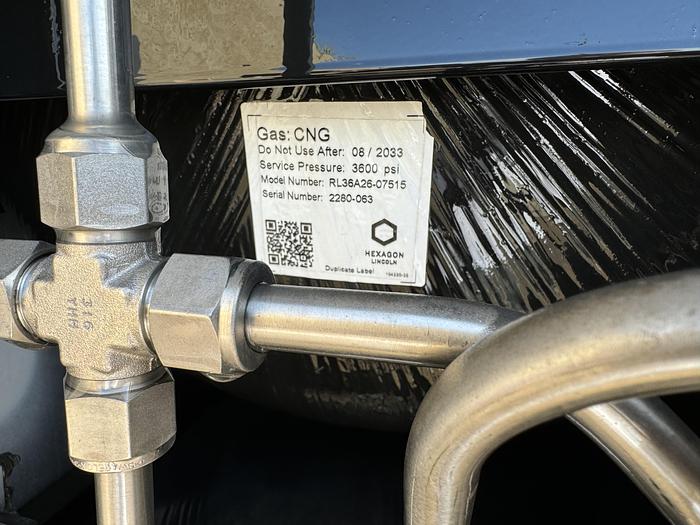 Used 120 GGE CNG Storge- 3 pack, Back fo the Truck, Type 4 cylinders, 26x80 (Capacity: 41.1 GGE / 489.1 Liters)