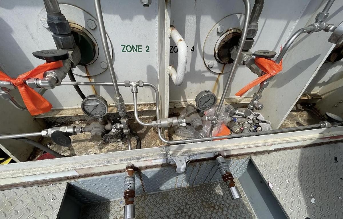 Used 40-foot 3,855 PSI, Class 1 High Pressure Trailer for CNG, Hydrogen, Nitrogen Service