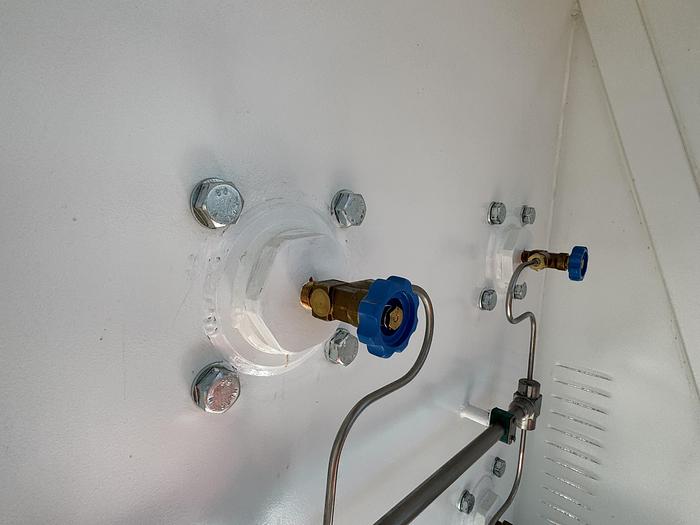 Used Brand NEW - Helium Tube Skid - 160,000 SCF at 3161 PSI. 40ft trailer with 34K GVWR 