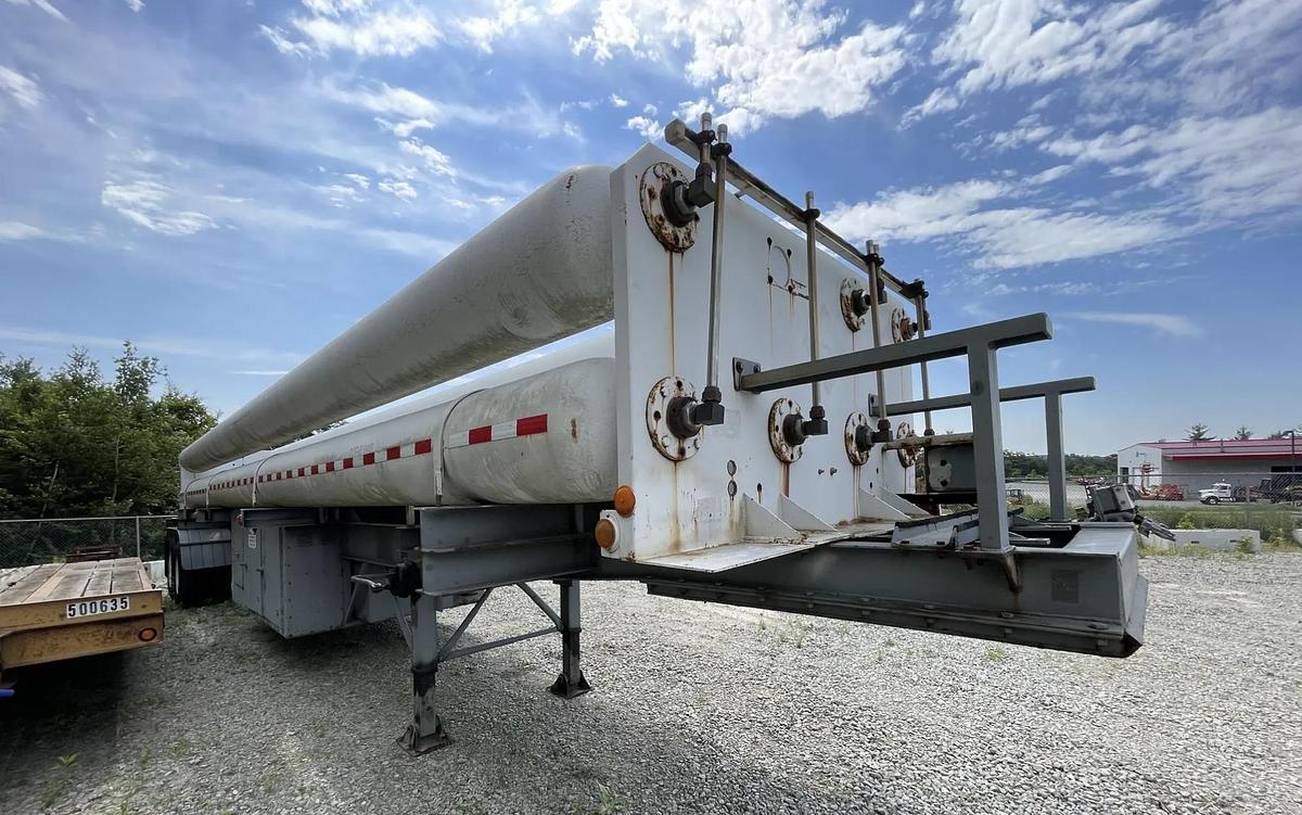 Used 40-foot 3,855 PSI, Class 1 High Pressure Trailer for CNG, Hydrogen, Nitrogen Service