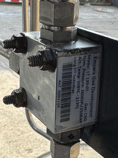 Used 120 GGE CNG Storge- 3 pack, Back fo the Truck, Type 4 cylinders, 26x80 (Capacity: 41.1 GGE / 489.1 Liters)