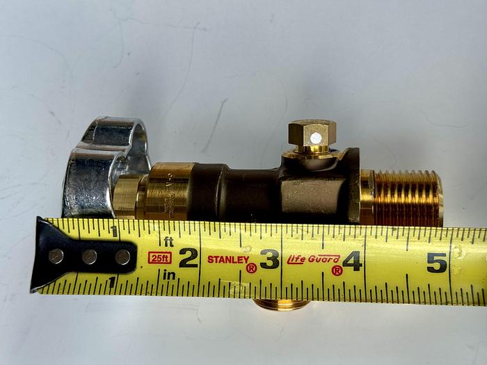 Gas Valve CGA350 - 3360 psi 316L - D20030511 Brass Sold by cases (20 units in a case)