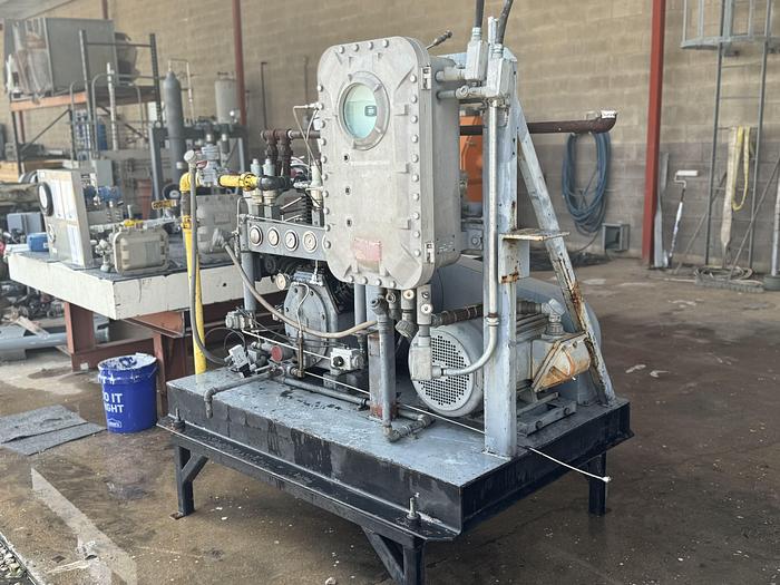 Used Industrial gas compressor