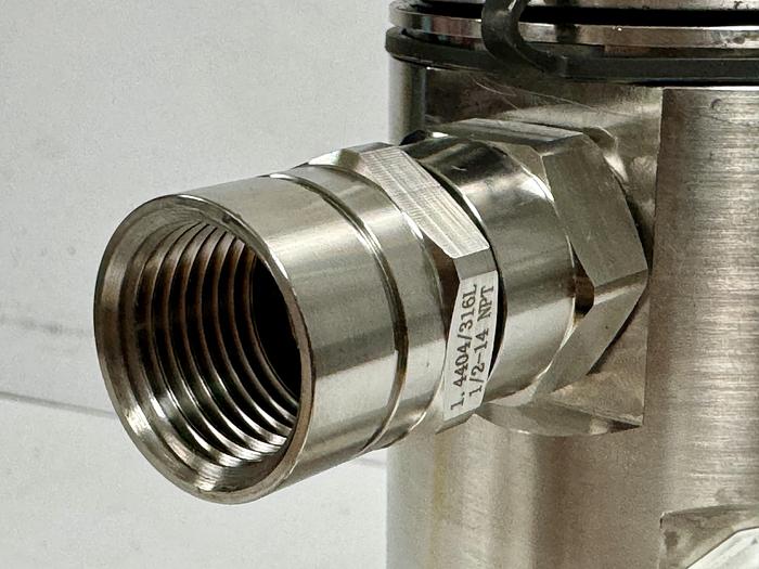 Used E+H Deltabar FMD72 Pressure System MWP 60psi 316L