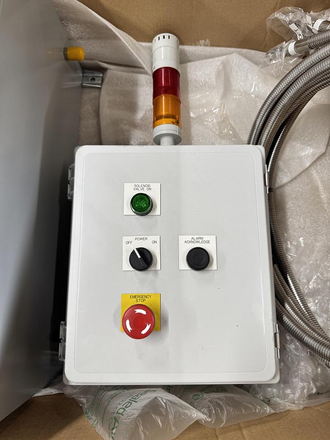 Used Hydrogen Switchover Manifold w/ Excess Flow and Estop Protection