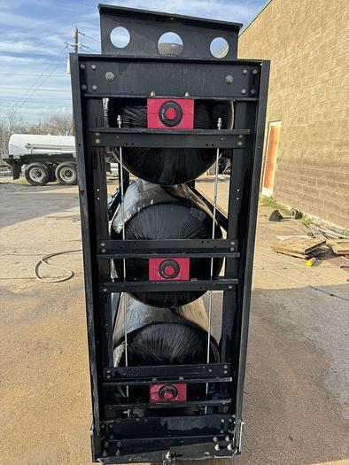 Used 120 GGE CNG Storge- 3 pack, Back fo the Truck, Type 4 cylinders, 26x80 (Capacity: 41.1 GGE / 489.1 Liters)