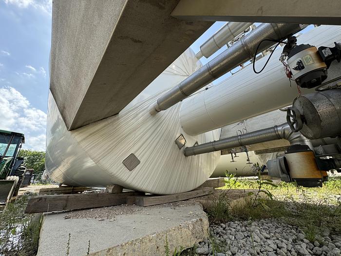 Used Vertical Cryogenic Tank 18,000 Gallon - LNG Storage