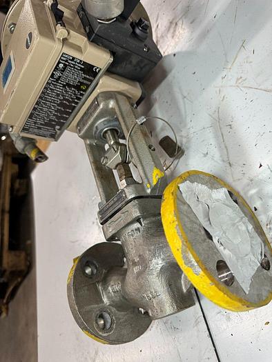 Used Samson 3277 Pneumatic Actuator with 3730-3 Process Controller | Size 1 | 120 cm | ANSI CL150 | 6.0 Bar / 90 PSI