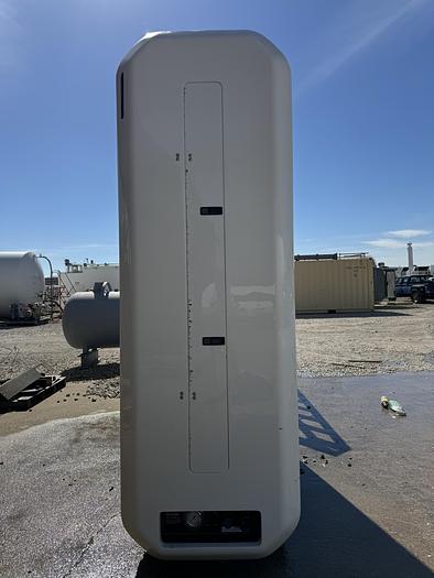 Used 143 GGE CNG Storage Package - Quantum, Back of the cab, 3 tanks pack. Tanks 26x72 (Capacity: 46.7 or 500L each)