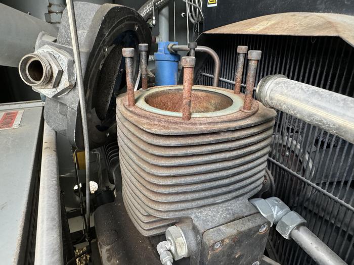 Used Universal  CNG Compressor, 40 HP, Flow Rate 57 SCFM, Inlet 7 psi to 5000 psi