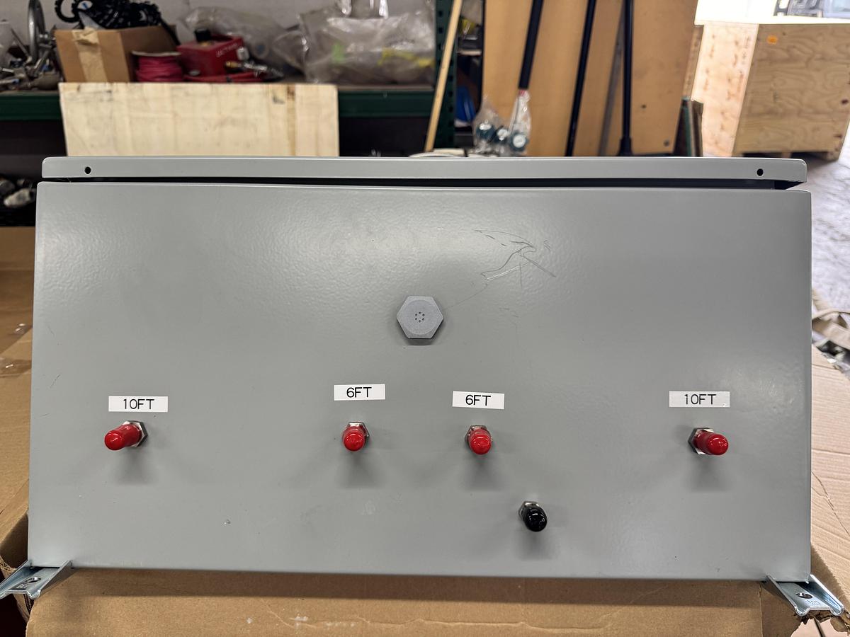 Used Hydrogen Switchover Manifold w/ Excess Flow and Estop Protection